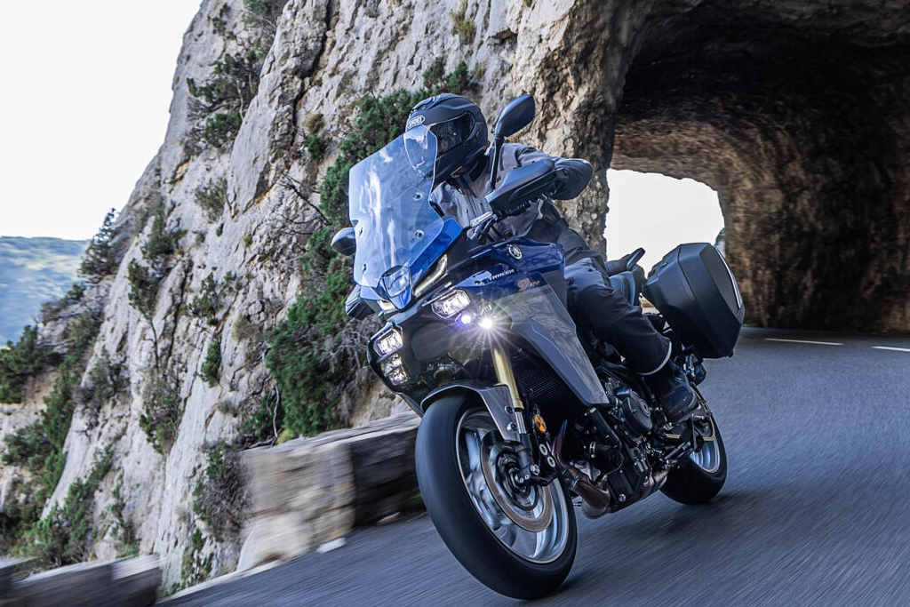 yamaha_tracer_9_gt_2025_banner_697047647.webp