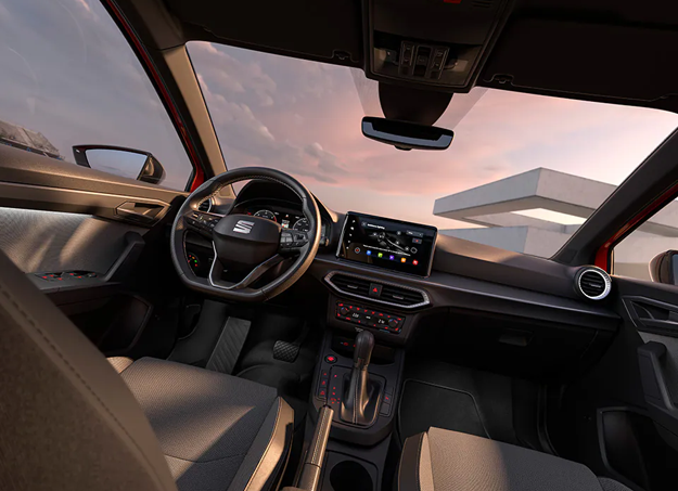 Intérieur connecté de la Seat Ibiza 2026 avec écran tactile
