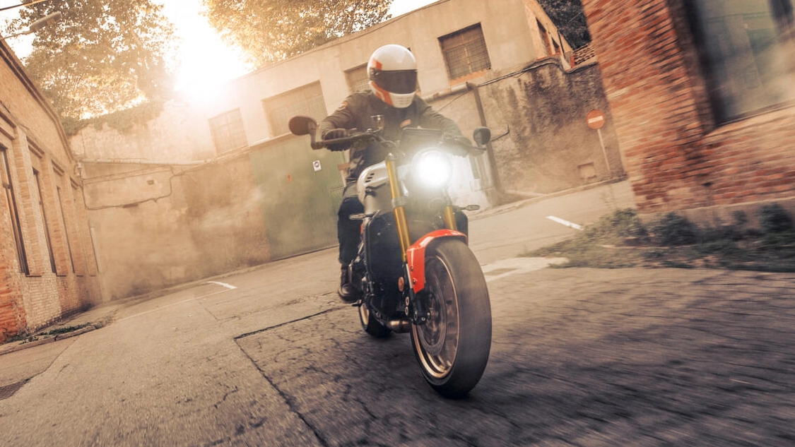 Détail du moteur CP3 de la Yamaha 2025 XSR900